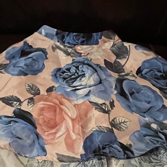 Speechless Kids 2 pieces hi low. - Picture 7 of 9